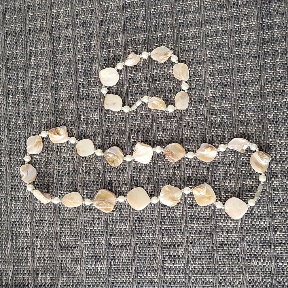 Necklace and Bracelet Set